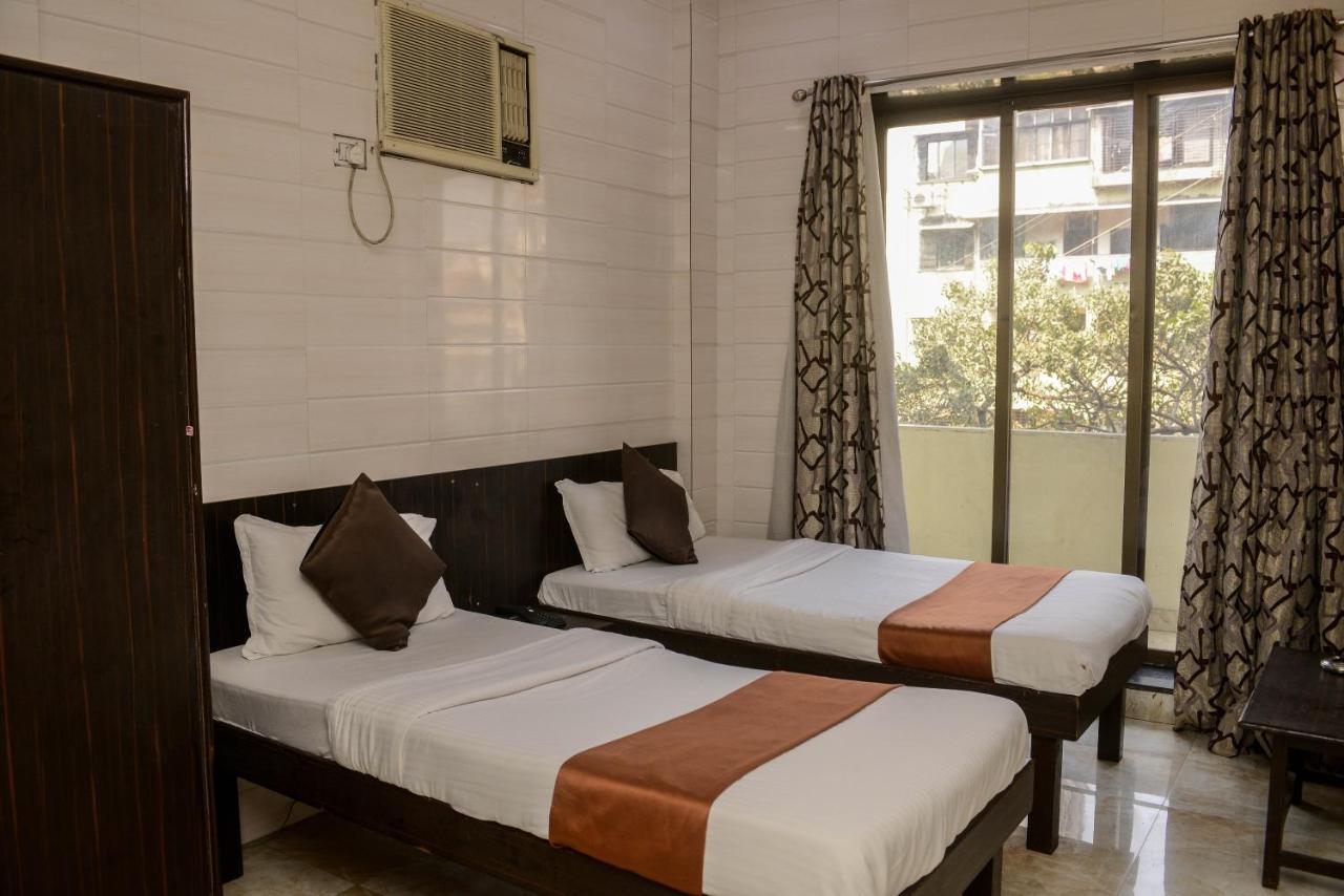 Hotel National Bombay Exterior foto