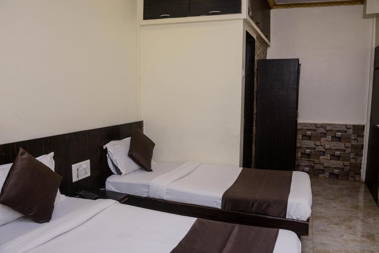 Hotel National Bombay Exterior foto